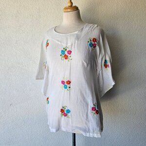 Vintage Mexican Guatemalan Blouse Top Shirt Embroidered Cotton White Flowy S/M